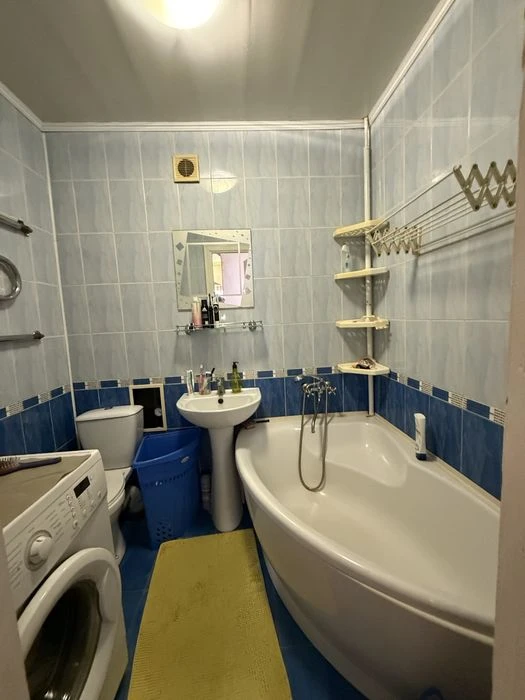 Продаж гарної 3к квартири в центрі міста.