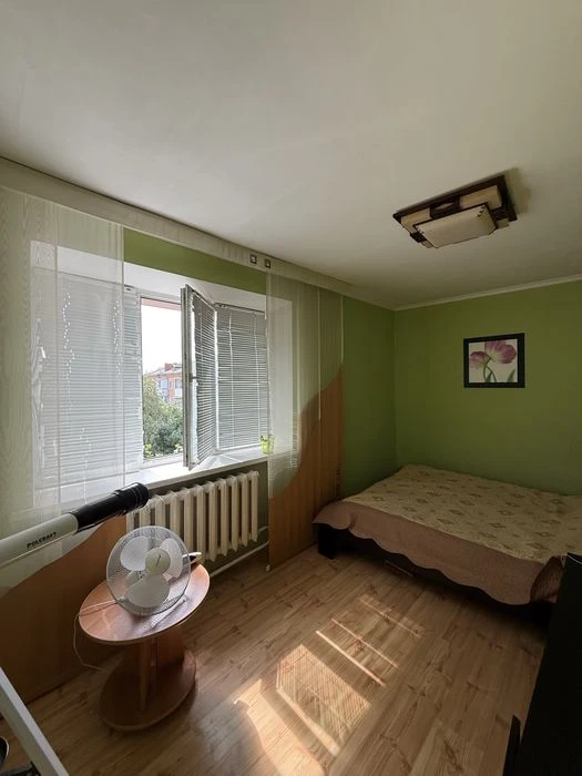 Продаж гарної 3к квартири в центрі міста.