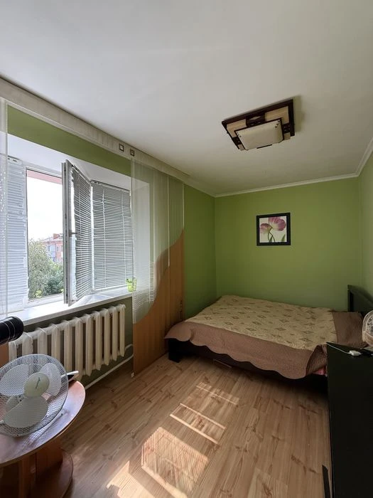 Продаж гарної 3к квартири в центрі міста.
