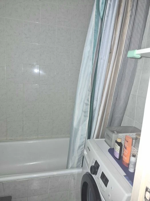 Продам 2к.квартиру пр.Леся Курбаса, 1-Б