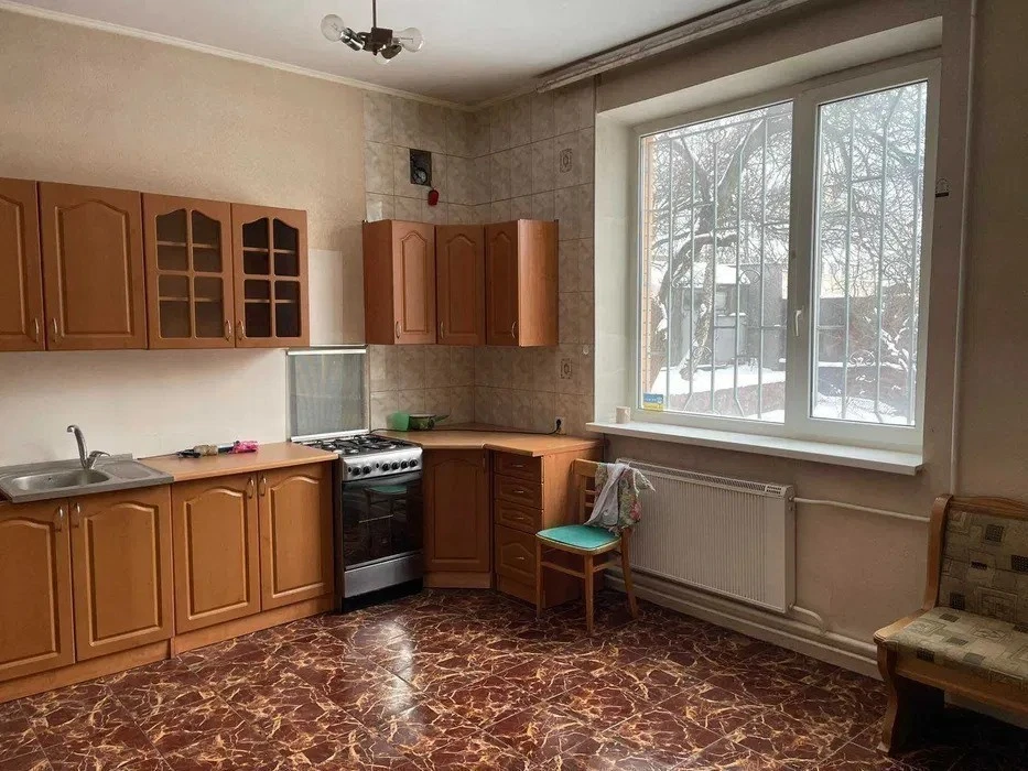 Оренда будинку 330 м², Харківське шосе