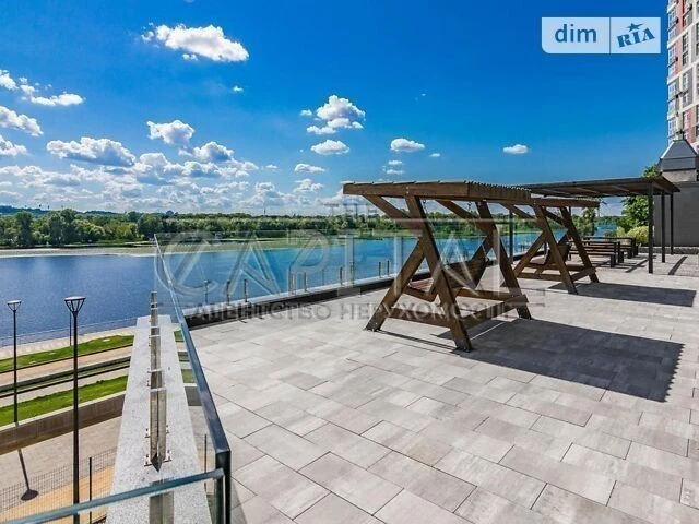 Продаж 1к квартири 60 кв. м на вул. Маланюка Євгенія 10 • ID