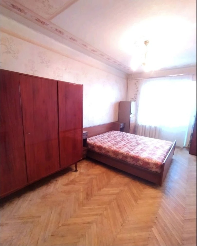 Продаж 2к квартири 75 кв. м на вул. Борщагівська 46 • ID 348