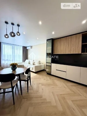 Продаж 2к квартири 71 кв. м на наб. Дніпровська 15Е • ID 348