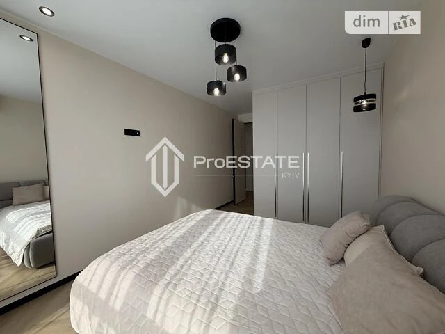 Продаж 2к квартири 71 кв. м на наб. Дніпровська 15Е • ID 348
