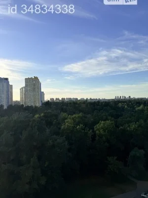 Продаж 2к квартири 78 кв. м на вул. Князя Романа Мстиславича