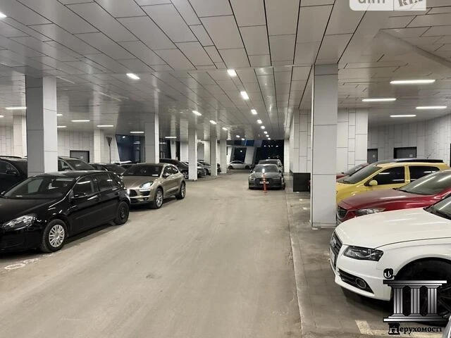Продаж 2к квартири 135.7 кв. м на просп. Берестейський 11 ко