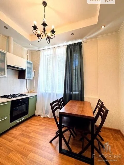 Продаж 1к квартири 38 кв. м на узвіз Печерський 18 • ID 3483