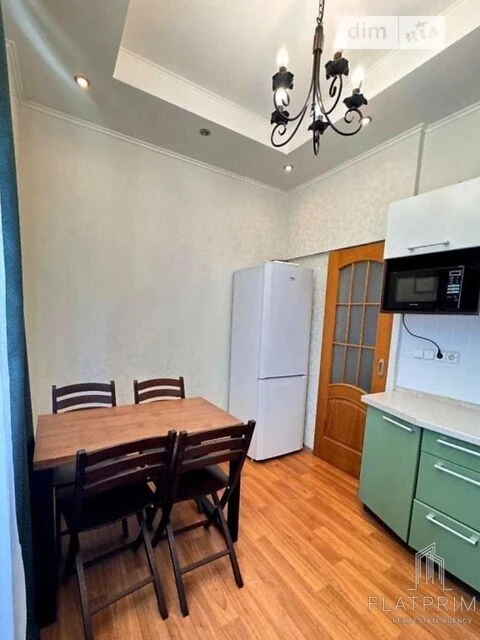 Продаж 1к квартири 38 кв. м на узвіз Печерський 18 • ID 3483