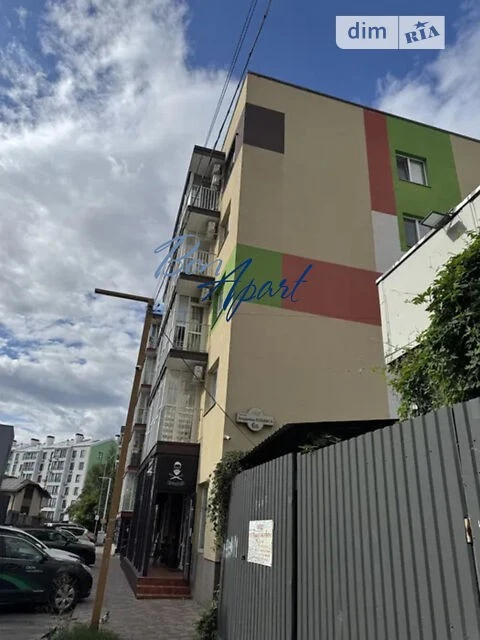 Продаж 5к квартири 35 кв. м на вул. Степана Рудницького 6Б •