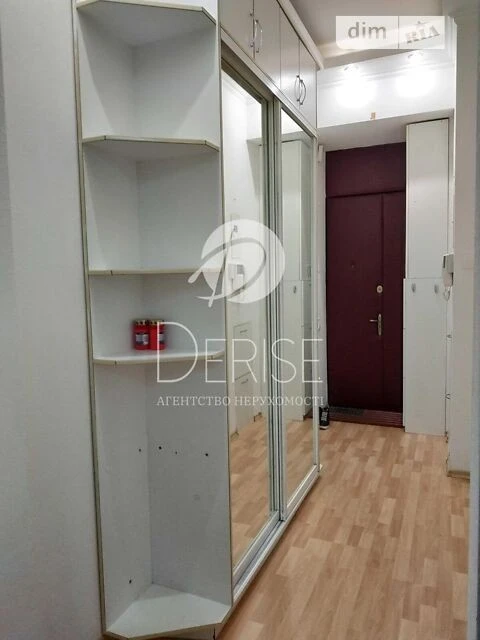Продаж 3к квартири 68 кв. м на вул. Малопідвальна 4 • ID 348