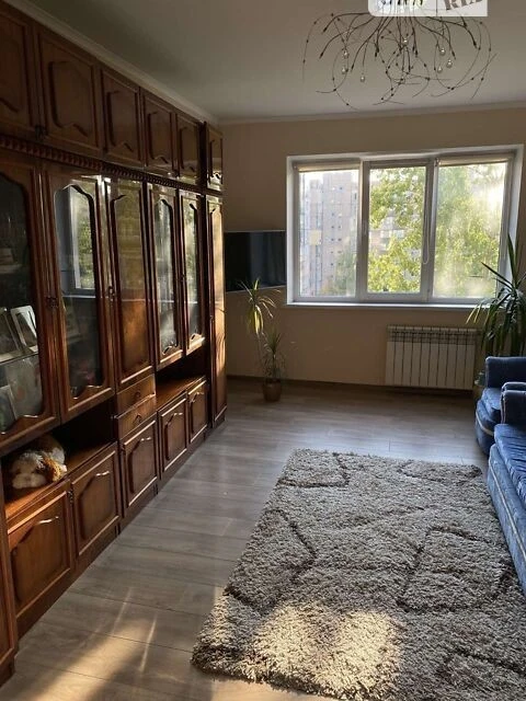 Продаж 3к квартири 70 кв. м на просп. Миколи Бажана 9А • ID