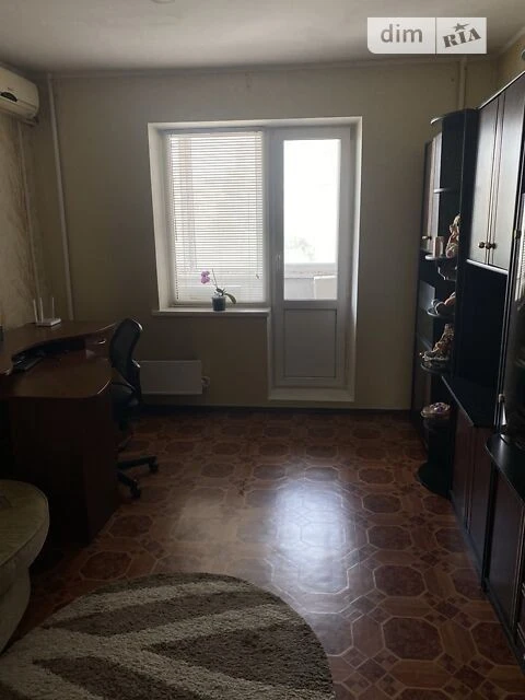 Продаж 3к квартири 70 кв. м на просп. Миколи Бажана 9А • ID