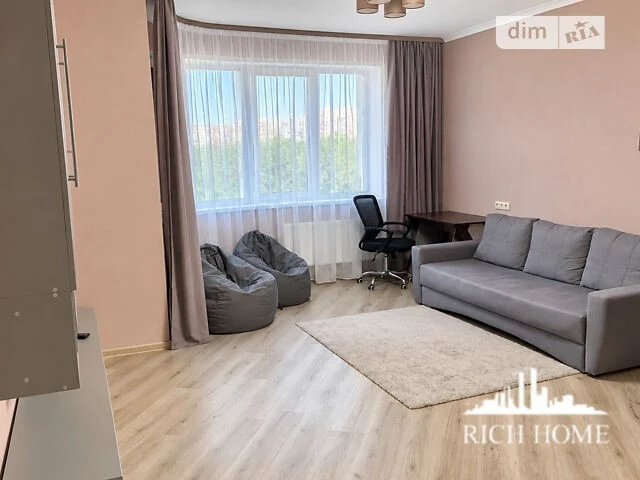 Продаж 1к квартири 64.3 кв. м на бул. Ярослава Гашека 8А • I