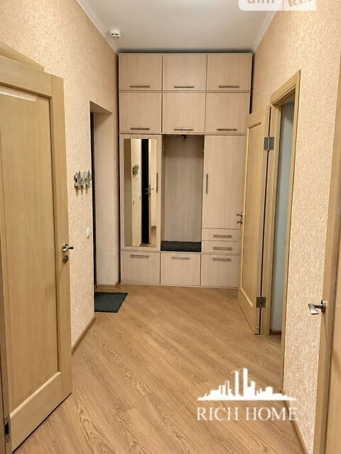 Продаж 1к квартири 64.3 кв. м на бул. Ярослава Гашека 8А • I