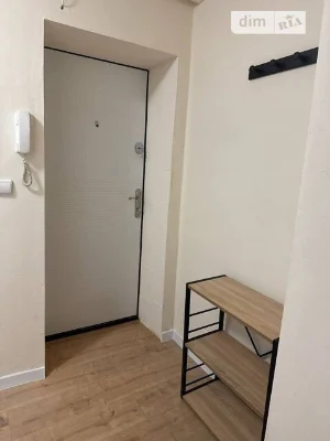 Продаж 2к квартири 43 кв. м на вул. Данила Щербаківського 36