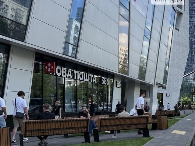 Продаж 2к квартири 108.8 кв. м на просп. Берестейський 11 ко