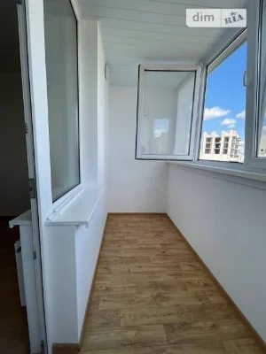 Продаж 1к квартири 42.7 кв. м на вул. Рональда Рейгана 40 •