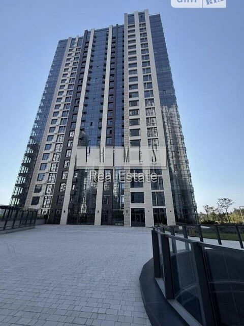 Продаж 3к квартири 133 кв. м на вул. Андрія Верхогляда 26 •