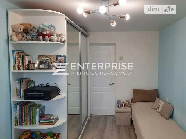 Продаж 2к квартири 44 кв. м на вул. Ентузіастів 7 • ID 34833