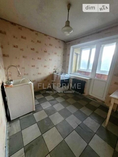 Продаж 1к квартири 34 кв. м на просп. Романа Шухевича 28А •