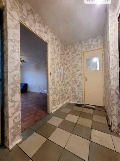 Продаж 1к квартири 34 кв. м на просп. Романа Шухевича 28А •