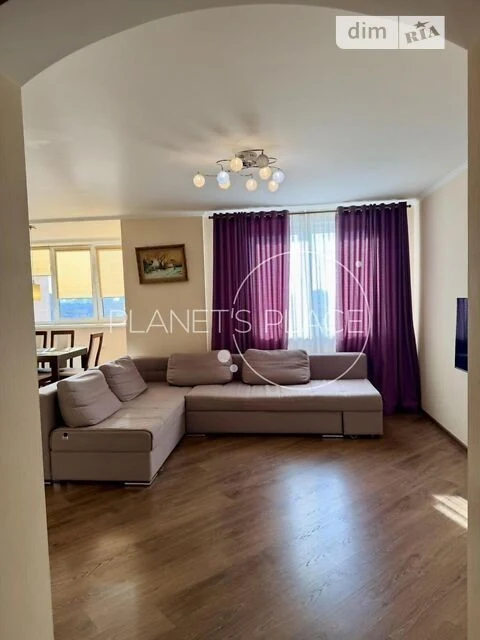 Продаж 3к квартири 100 кв. м на вул. Смілянська 15 • ID 3483