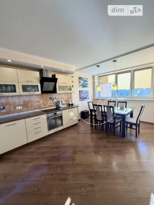 Продаж 3к квартири 100 кв. м на вул. Смілянська 15 • ID 3483