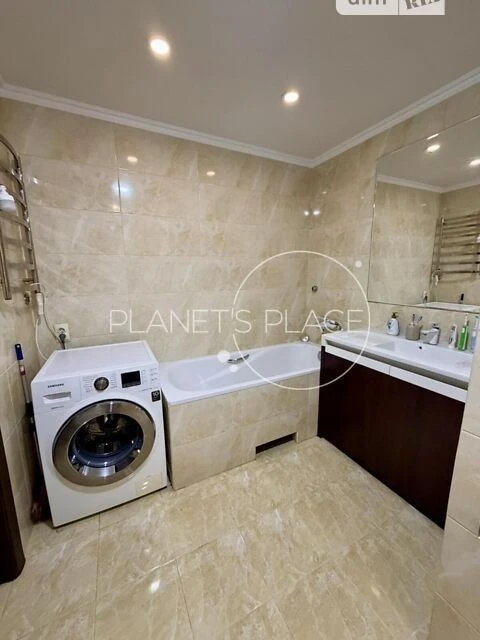 Продаж 3к квартири 100 кв. м на вул. Смілянська 15 • ID 3483