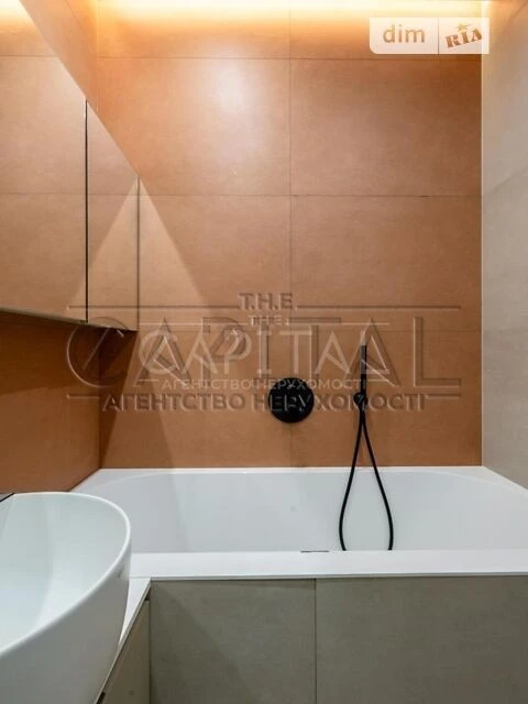 Продаж 3к квартири 86 кв. м на вул. Кільцева дорога 1 • ID 3