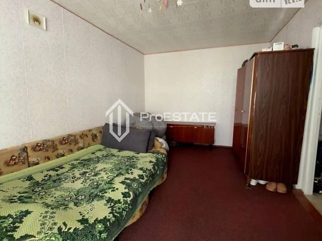 Продаж 2к квартири 46 кв. м на вул. Космонавта Поповича 20А