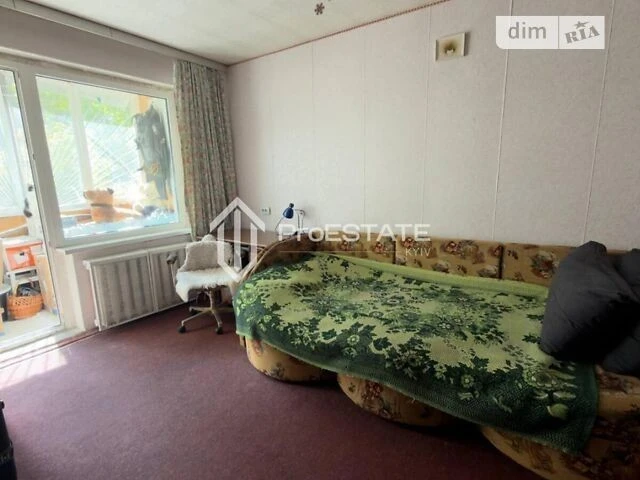 Продаж 2к квартири 46 кв. м на вул. Космонавта Поповича 20А