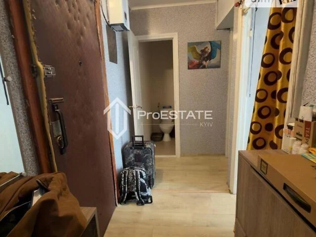 Продаж 2к квартири 46 кв. м на вул. Космонавта Поповича 20А