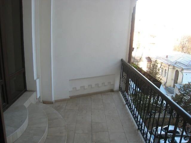 Продаж 5к квартири 313 кв. м на вул. Ярославів Вал 4 • ID 34
