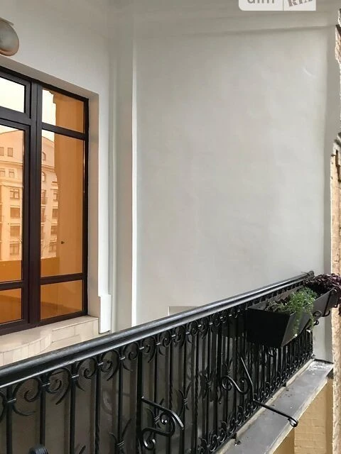 Продаж 5к квартири 313 кв. м на вул. Ярославів Вал 4 • ID 34