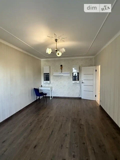 Продаж 3к квартири 76 кв. м на вул. Ревуцького 13 • ID 34832