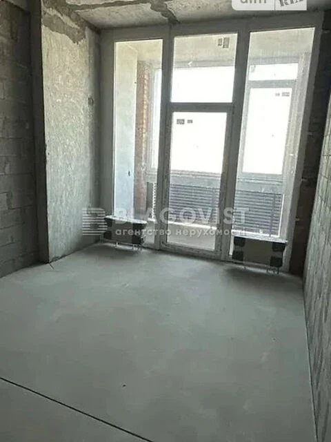 Продаж 1к квартири 52.5 кв. м на просп. Берестейський 11/3 •
