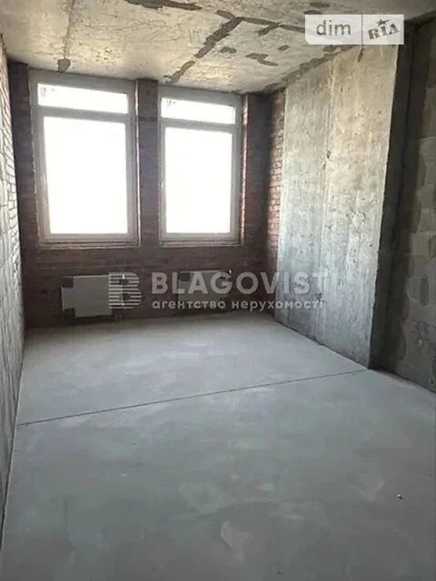 Продаж 1к квартири 52.5 кв. м на просп. Берестейський 11/3 •