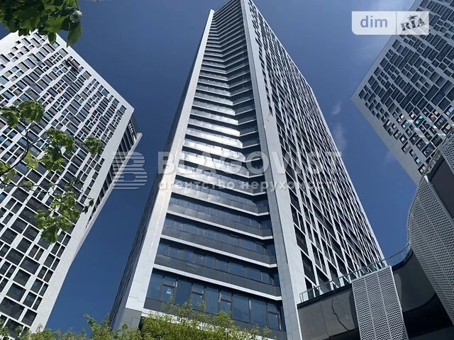 Продаж 1к квартири 52.5 кв. м на просп. Берестейський 11/3 •