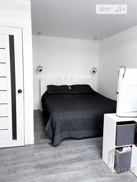 Продаж 1к квартири 36.7 кв. м на просп. Дмитра Павличка 10 •
