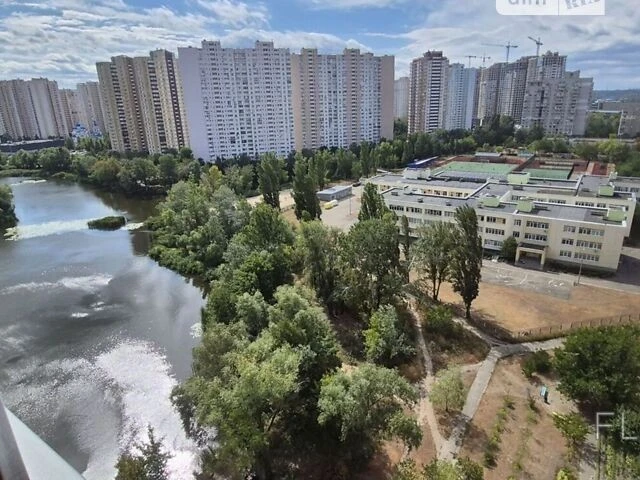 Продаж 2к квартири 54 кв. м на вул. Здолбунівська 11Б • ID 3