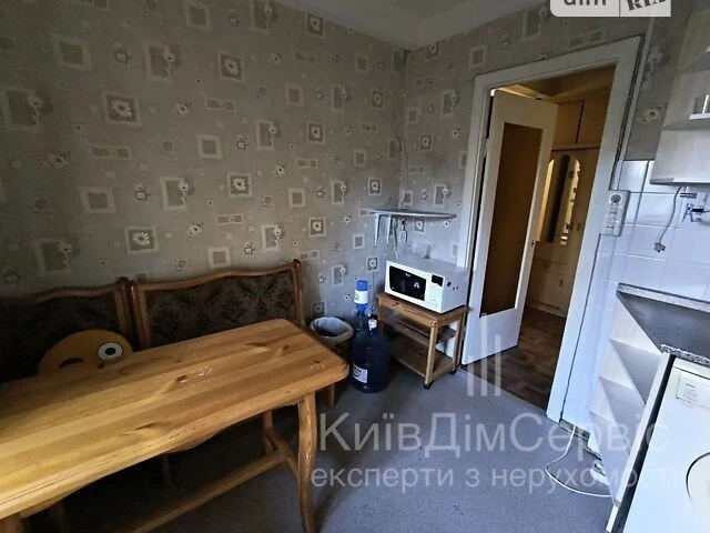 Продаж 2к квартири 54.3 кв. м на вул. Героїв полку АЗОВ 36 •