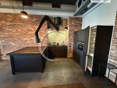 Продаж 3к квартири 100 кв. м на просп. Голосіївський • ID 34