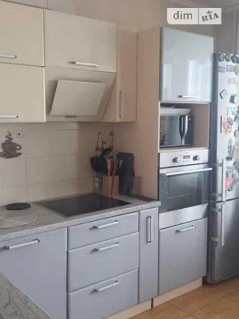 Продаж 2к квартири 65 кв. м на вул. Вишняківська 19/19 • ID