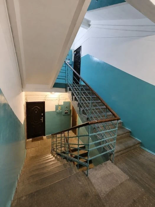 Без% 2-кімн 66 кв. м ЦЕНТР Січових Стрільців 44 метро Золоті