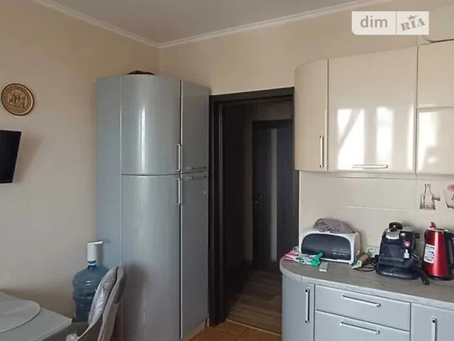 Продаж 2к квартири 65 кв. м на вул. Вишняківська 19/19 • ID