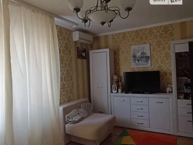 Продаж 2к квартири 65 кв. м на вул. Вишняківська 19/19 • ID