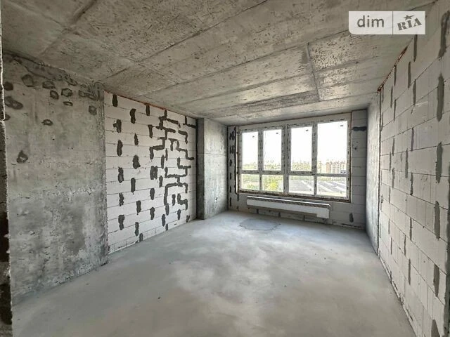 Продаж 3к квартири 106 кв. м на вул. Михайла Максимовича 32В