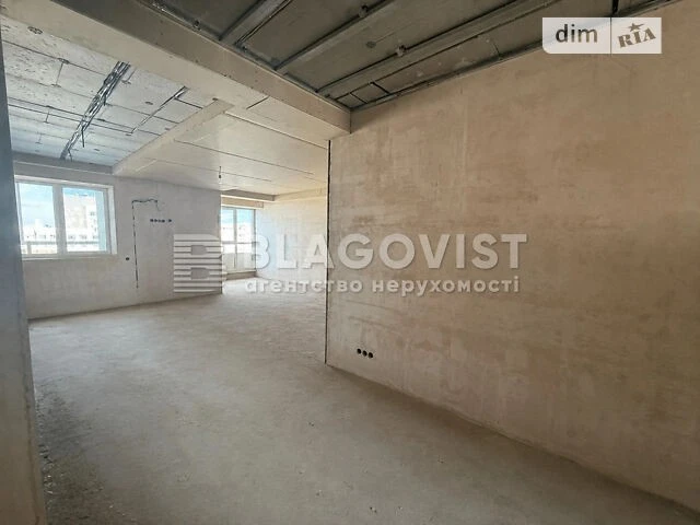 Продаж 4к квартири 136 кв. м на вул. Патріарха Мстислава Скр