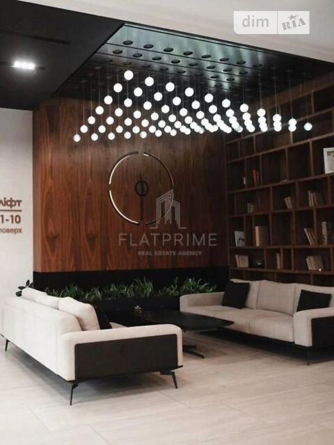 Продаж 2к квартири 68 кв. м на вул. Академіка Заболотного 1